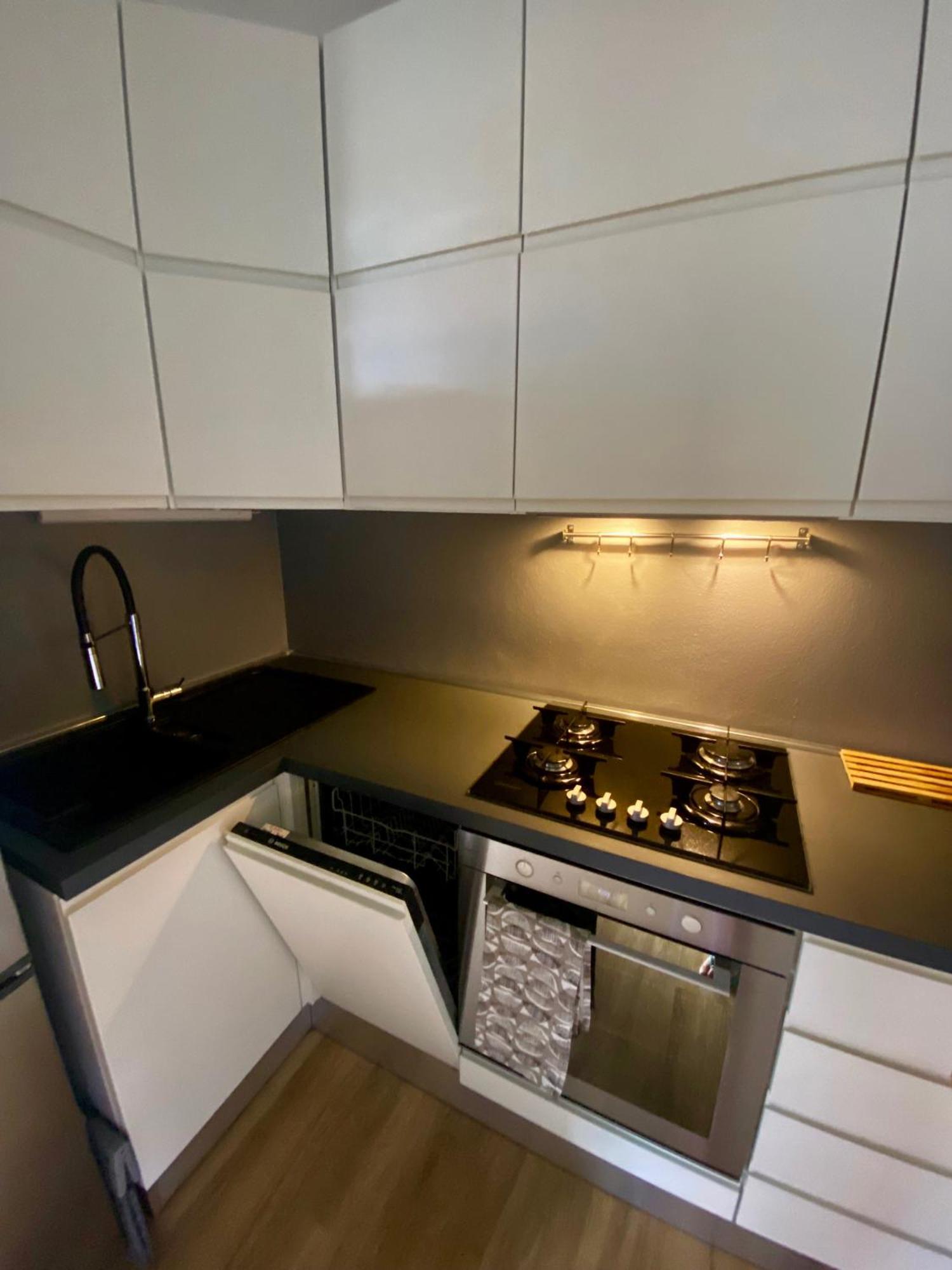 Modern Apartment With Terrace And Mezzanine Floor Колико Екстериор снимка